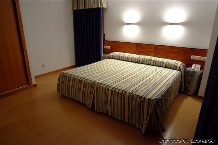 Colon Tuy Hotel Tui Szoba fotó